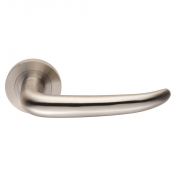 Carlisle Brass Eurospec Steelworx SWL1135SSS Luenza Lever On Round Rose (DDA Compliant)