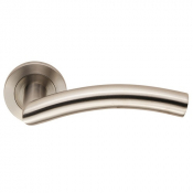 Carlisle Brass Eurospec Steelworx SWL1196SSS Dresda Lever On Round Rose